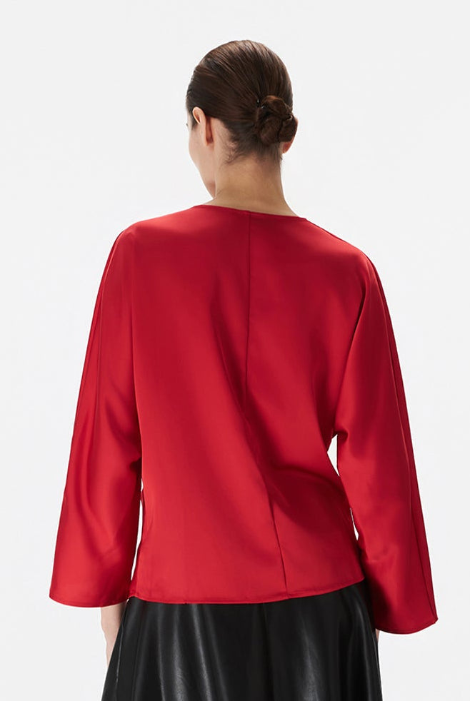Twisted Front Top