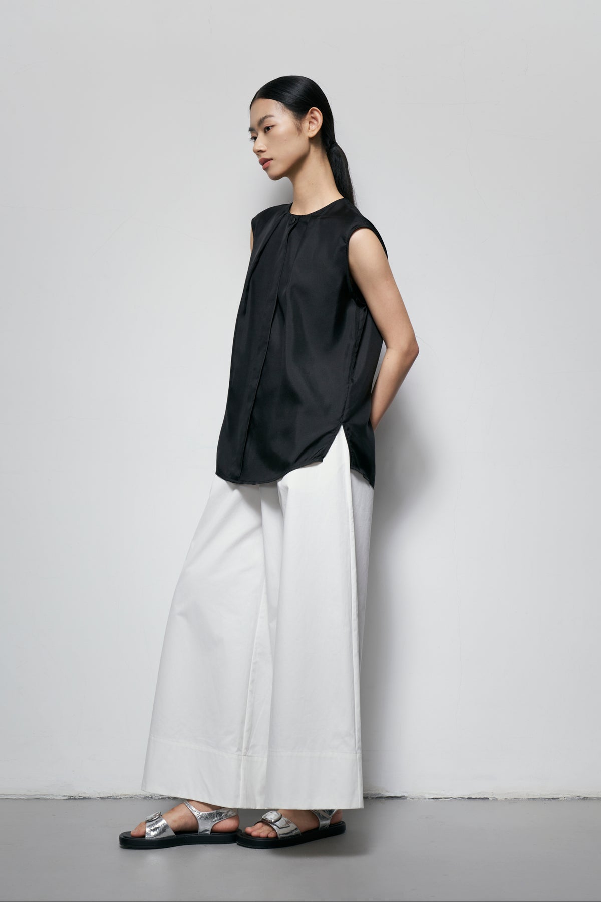 Concealed Placket Top
