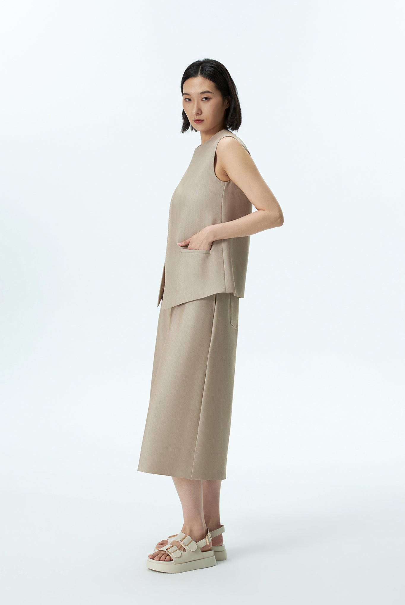 Overlap Pull-Over Vest