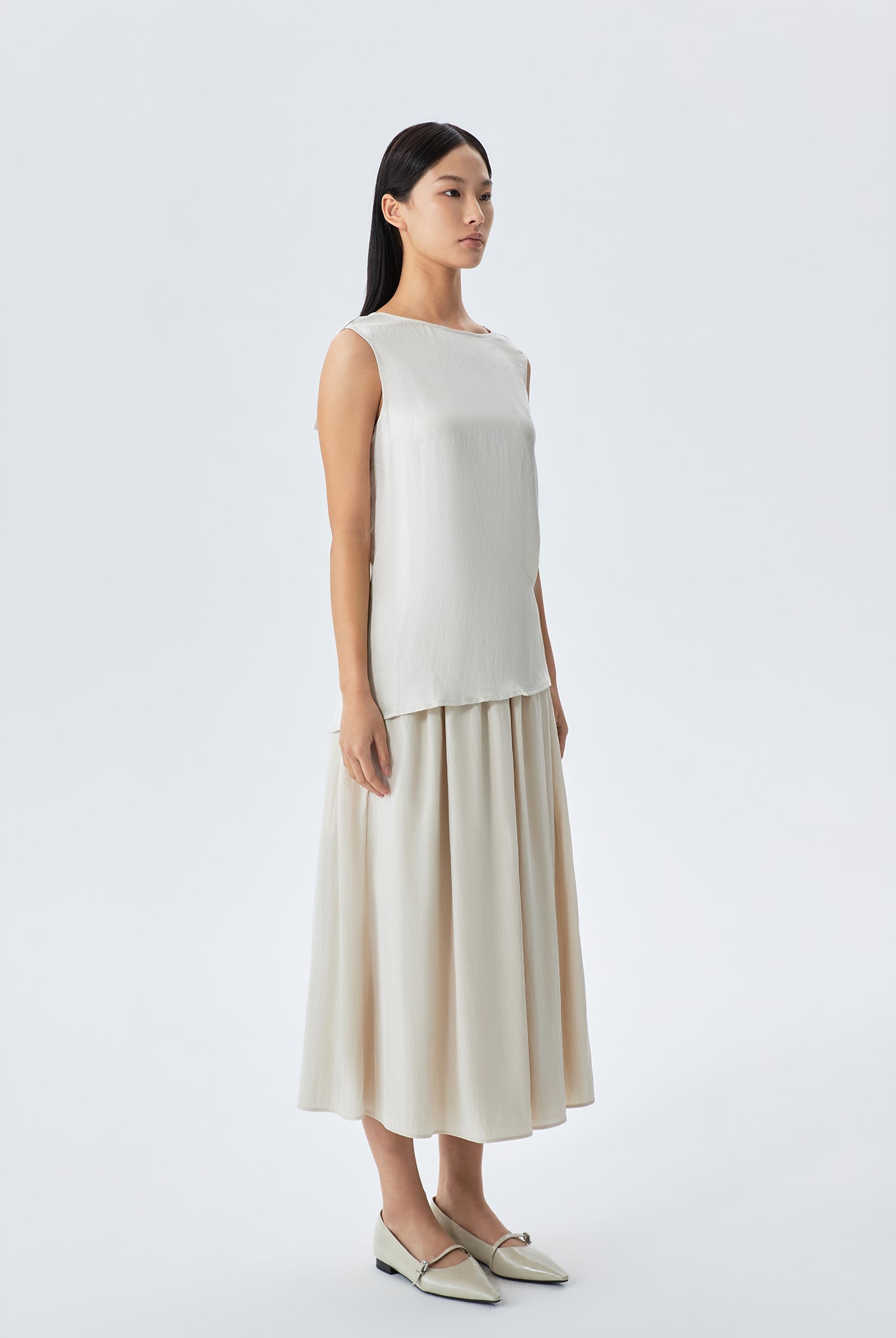 Talia  Back Panel draping Linen Top