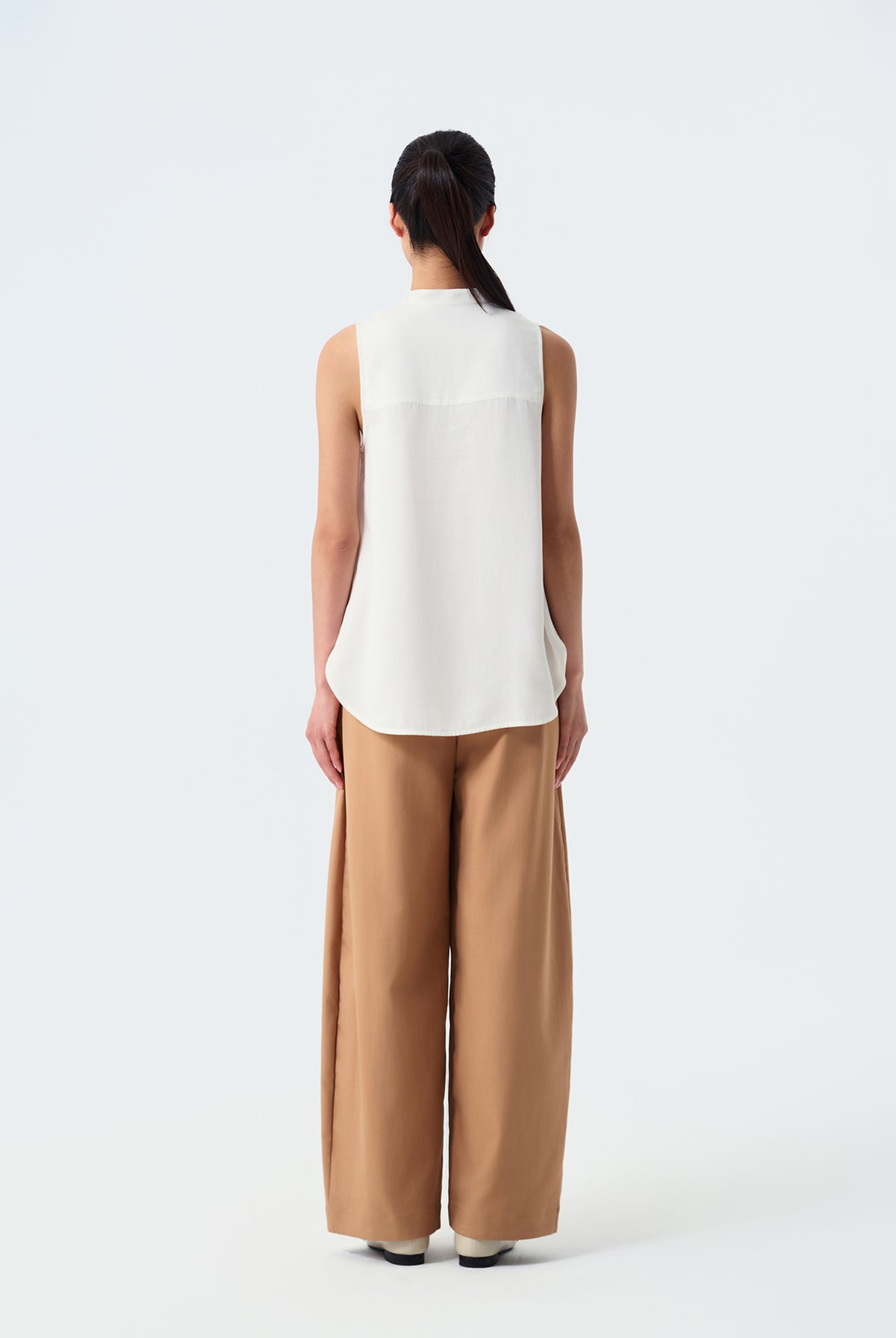 Elias Mandarin Collar Sleeveless Top