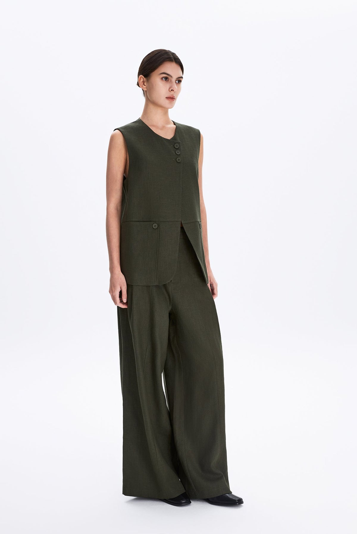 Asymmetric Overlap Gilet