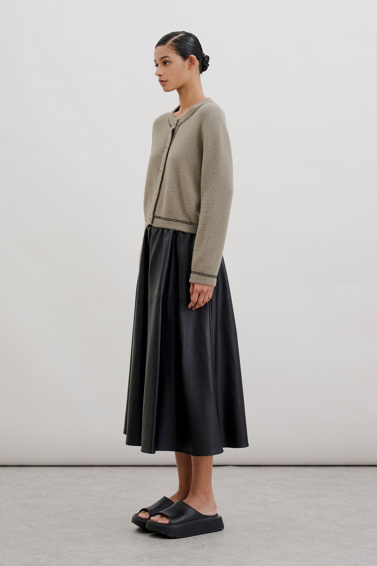 Chain Trim Knit Cardigan