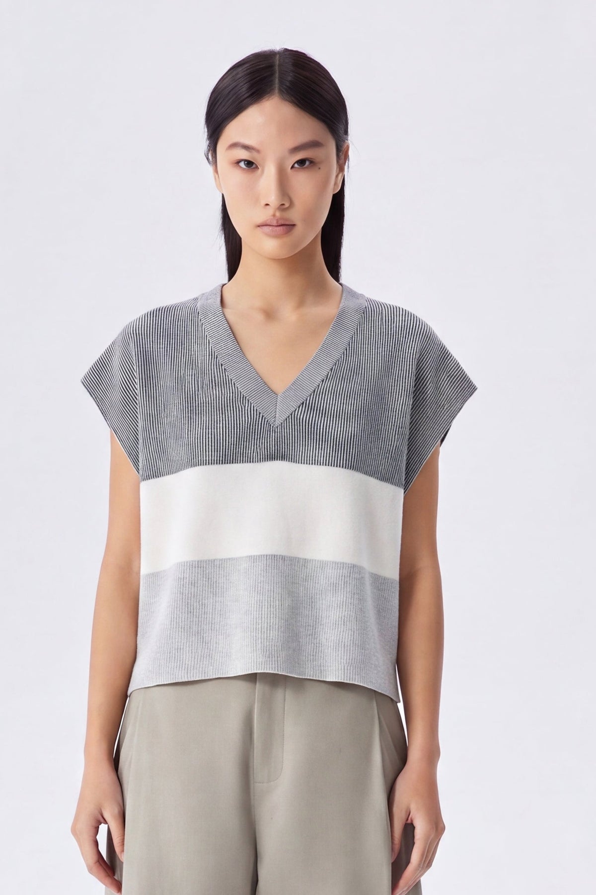Ella Contrast Paneled Sweater Knit