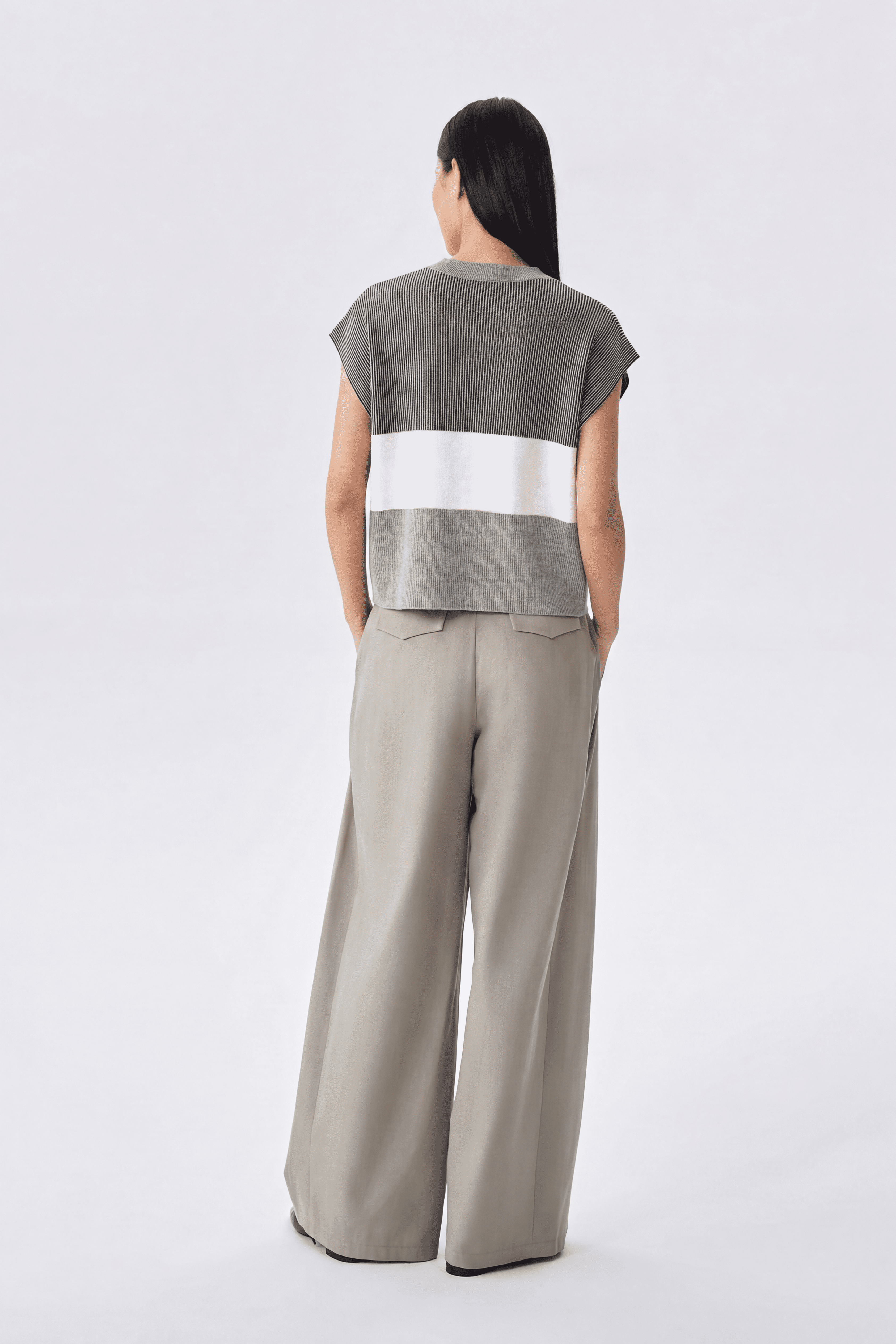 Ella Contrast Paneled Sweater Knit