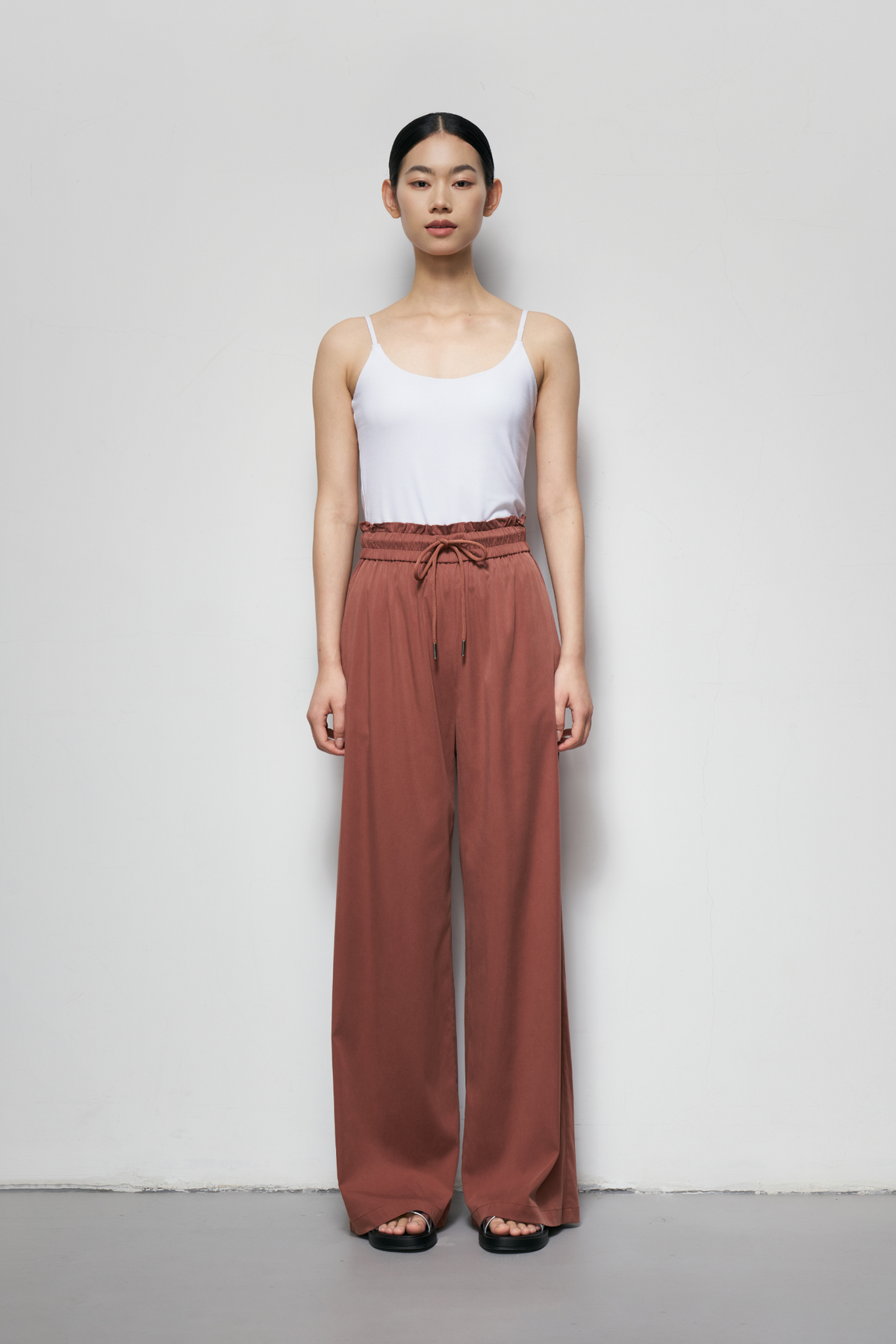 Wide-leg Elasticated Trousers