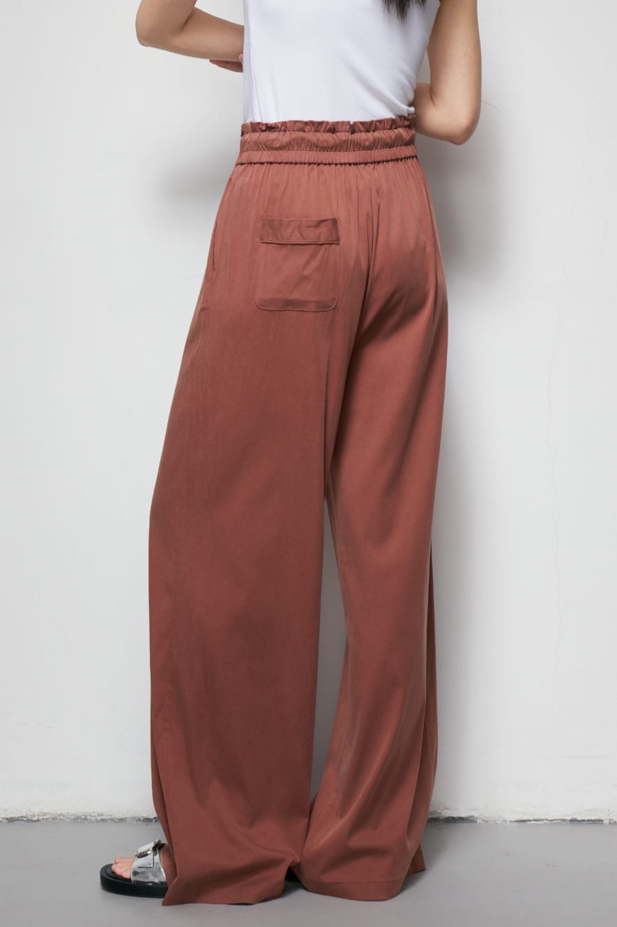 Wide-leg Elasticated Trousers