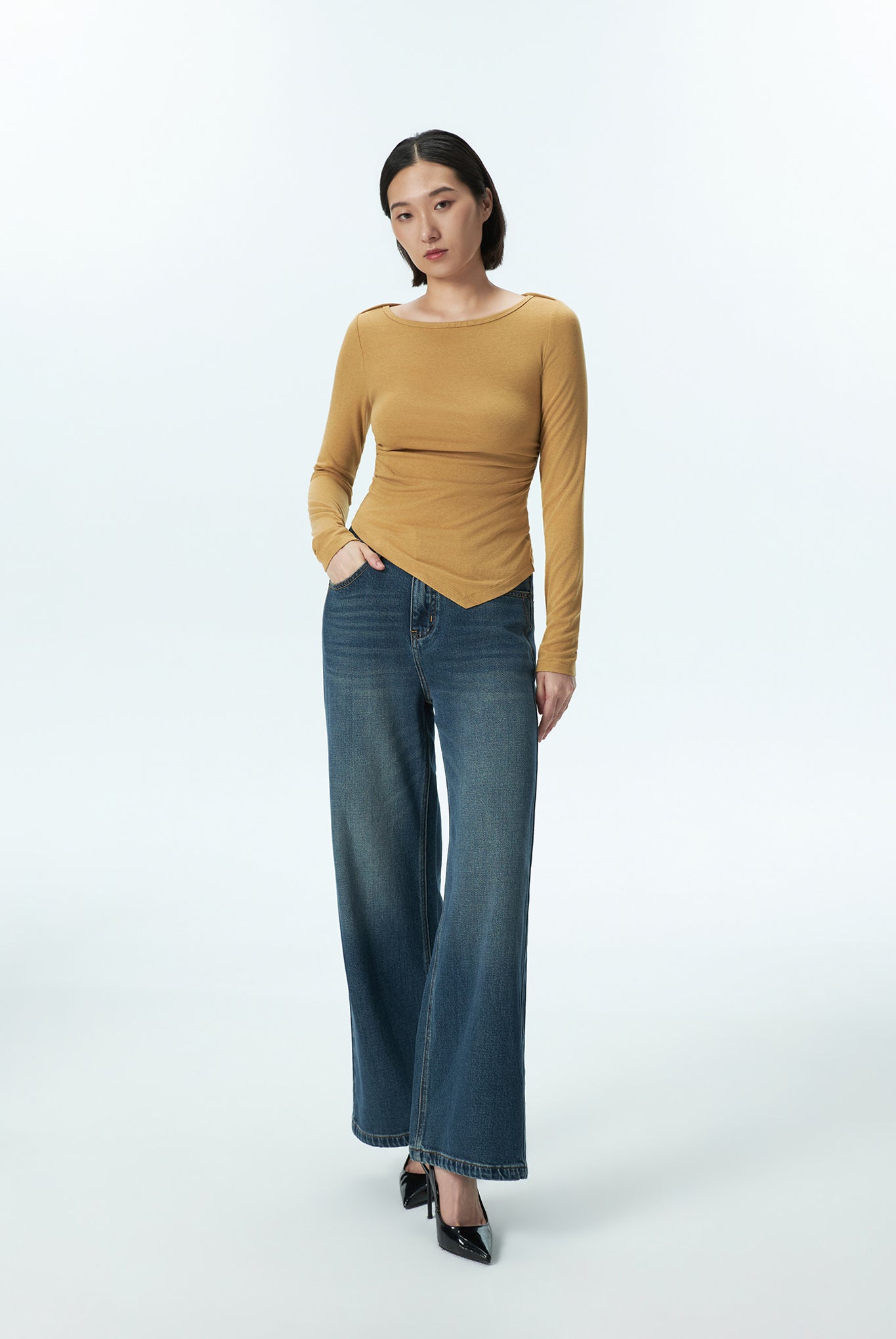 Side-Ruched Asymmetry Top