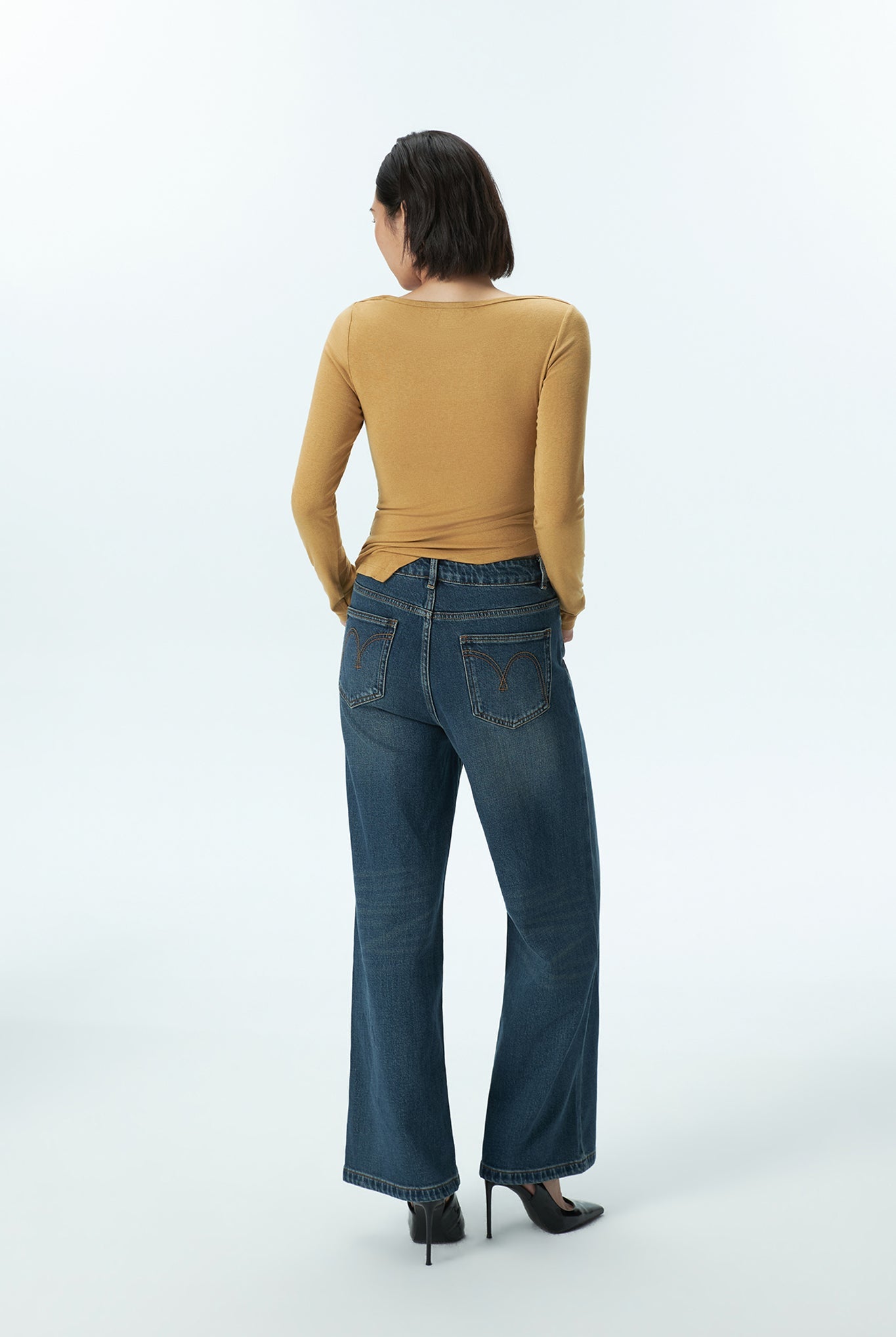 Side-Ruched Asymmetry Top
