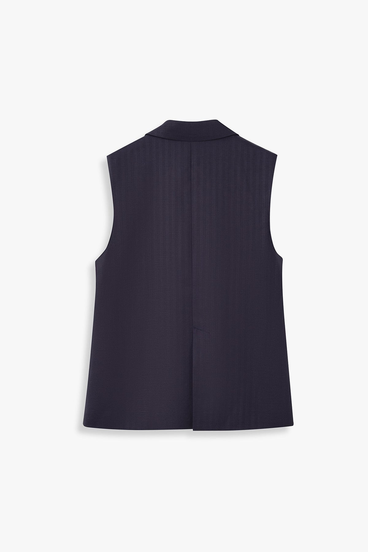 Sleeveless jacket